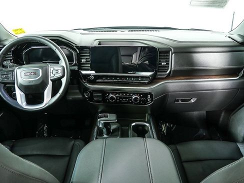 Used 2024 GMC Sierra 1500 SLT w/ SLT Premium Plus Package image 20