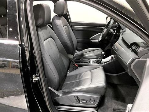 Certified 2023 Audi Q3 2.0T Premium image 7