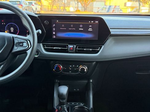 Used 2025 Chevrolet TrailBlazer LT image 18