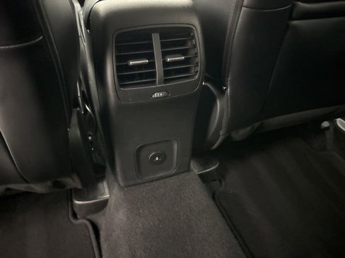 Used 2024 Ford Escape Platinum image 44