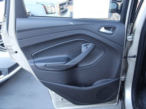 Used 2018 Ford Escape SEL FWD image 22