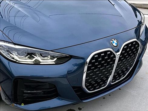 Used 2024 BMW 430i Convertible w/ M Sport Package RWD image 25