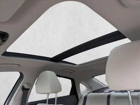 New 2025 Hyundai Sonata Limited image 18