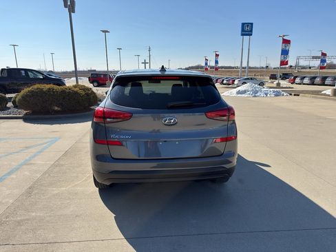 Used 2021 Hyundai Tucson SE image 6