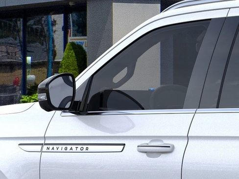 New 2025 Lincoln Navigator L Reserve image 20