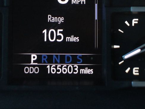 Used 2019 Toyota Tundra SR5 w/ SR5 Upgrade Package image 21