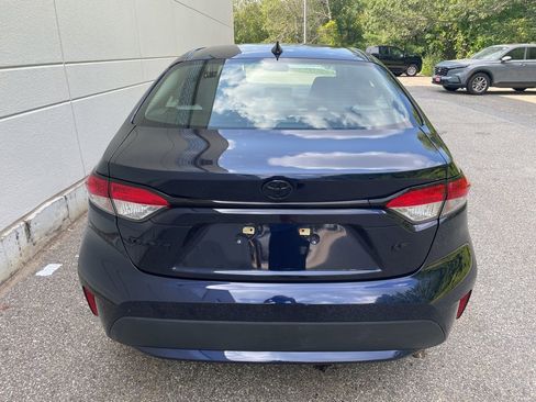 Used 2022 Toyota Corolla LE image 8