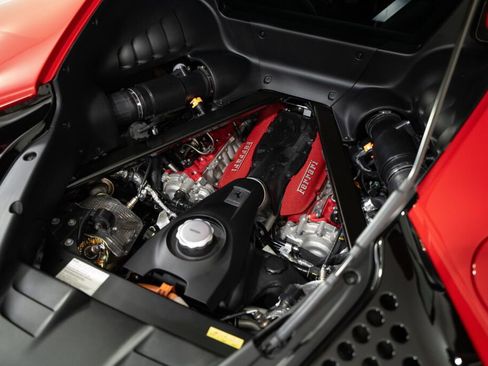 Used 2023 Ferrari SF90 Stradale image 24