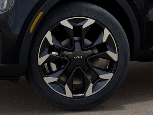 New 2025 Kia Sorento EX w/ Panoramic Sunroof Package image 9