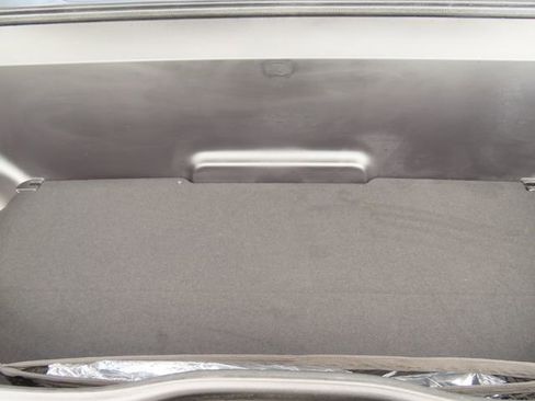 Used 2023 Rivian R1S Adventure AWD/4WD image 40