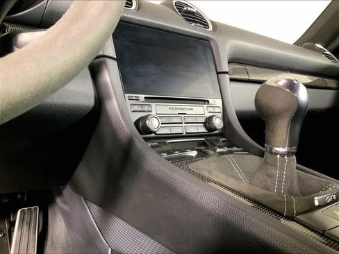 Certified 2022 Porsche 718 Cayman GT4 image 14