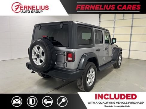 Used 2018 Jeep Wrangler Unlimited Sport S AWD/4WD image 7