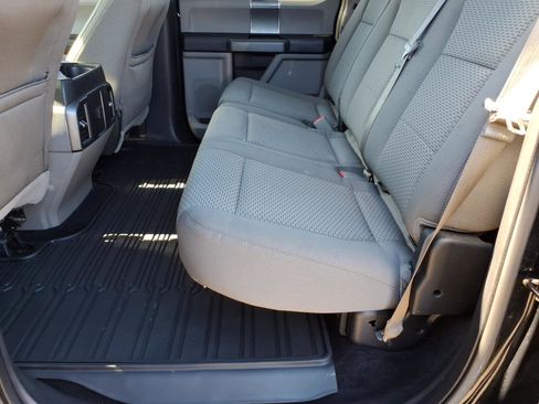 Used 2016 Ford F150 XLT w/ Equipment Group 301A Mid image 7