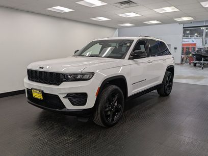 Used 2024 Jeep Grand Cherokee Altitude