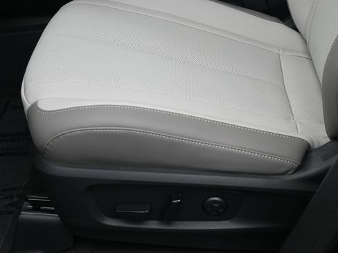 New 2027 INFINITI QX60 Luxe w/ Cargo Package AWD/4WD image 17