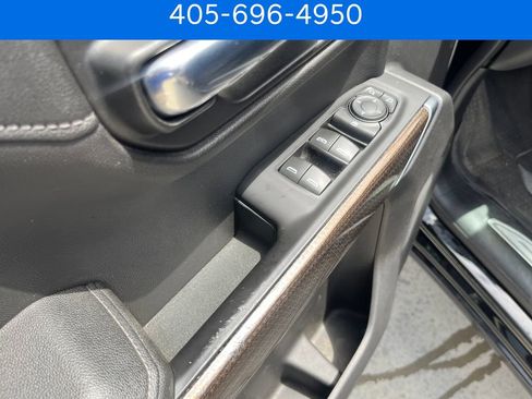 Used 2020 Chevrolet Silverado 1500 RST w/ Texas Edition RWD image 14