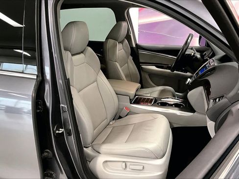 Used 2017 Acura MDX image 12