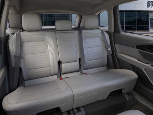 New 2025 Lincoln Nautilus Reserve w/ Jet Appearance Package image 11