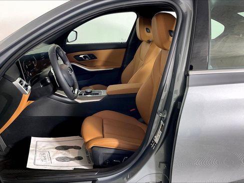 Certified 2025 BMW 330i xDrive Sedan image 6