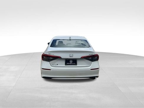 Used 2022 Honda Civic Sport image 4