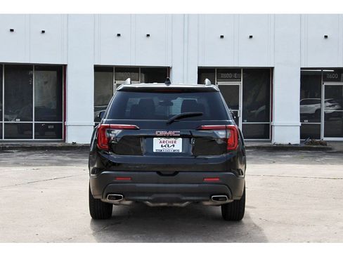 Used 2021 GMC Acadia SLT w/ Elevation Edition FWD image 4