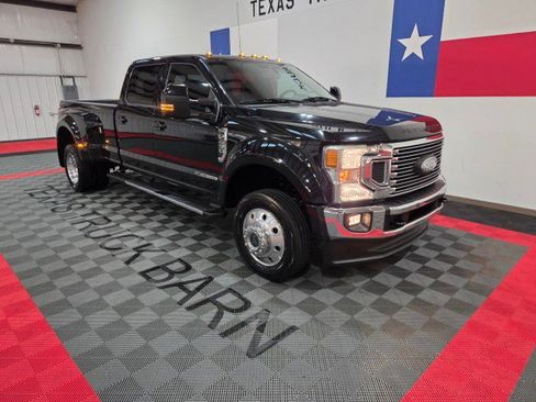 Used 2020 Ford F450 Lariat w/ Lariat Value Package image 24