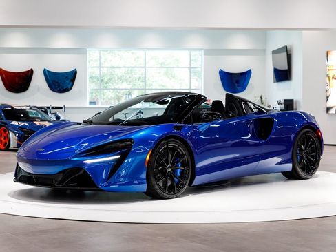New 2026 McLaren Artura Spider RWD image 23