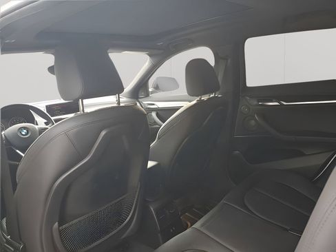 Used 2021 BMW X2 sDrive28i w/ Premium Package image 18