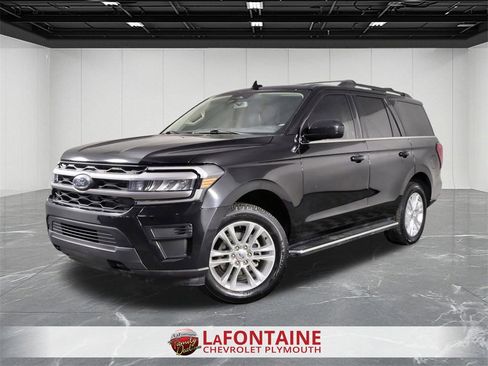 Used 2022 Ford Expedition XLT image 1
