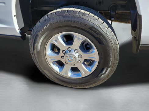 Used 2024 RAM 2500 Big Horn image 38