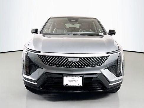 New 2026 Cadillac Optiq Luxury 1 w/ LPO, Floor Liner Package AWD/4WD image 2