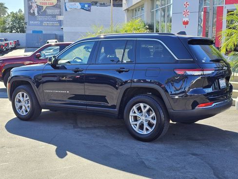 Used 2023 Jeep Grand Cherokee Limited w/ Trailer Tow Prep Group (B) image 5