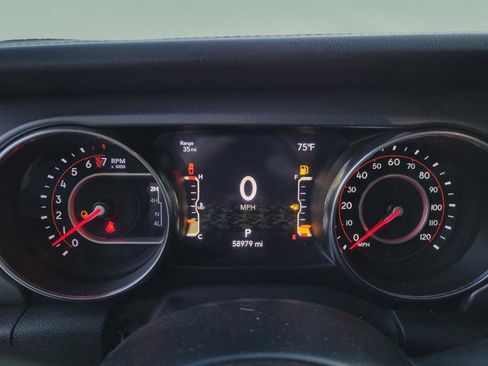 Used 2022 Jeep Gladiator Mojave AWD/4WD image 27