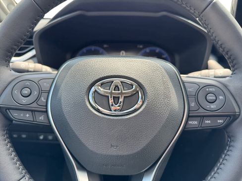 Certified 2025 Toyota RAV4 Limited image 17