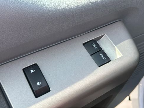 New 2027 Ford F650 2WD Regular Cab Super Duty image 8