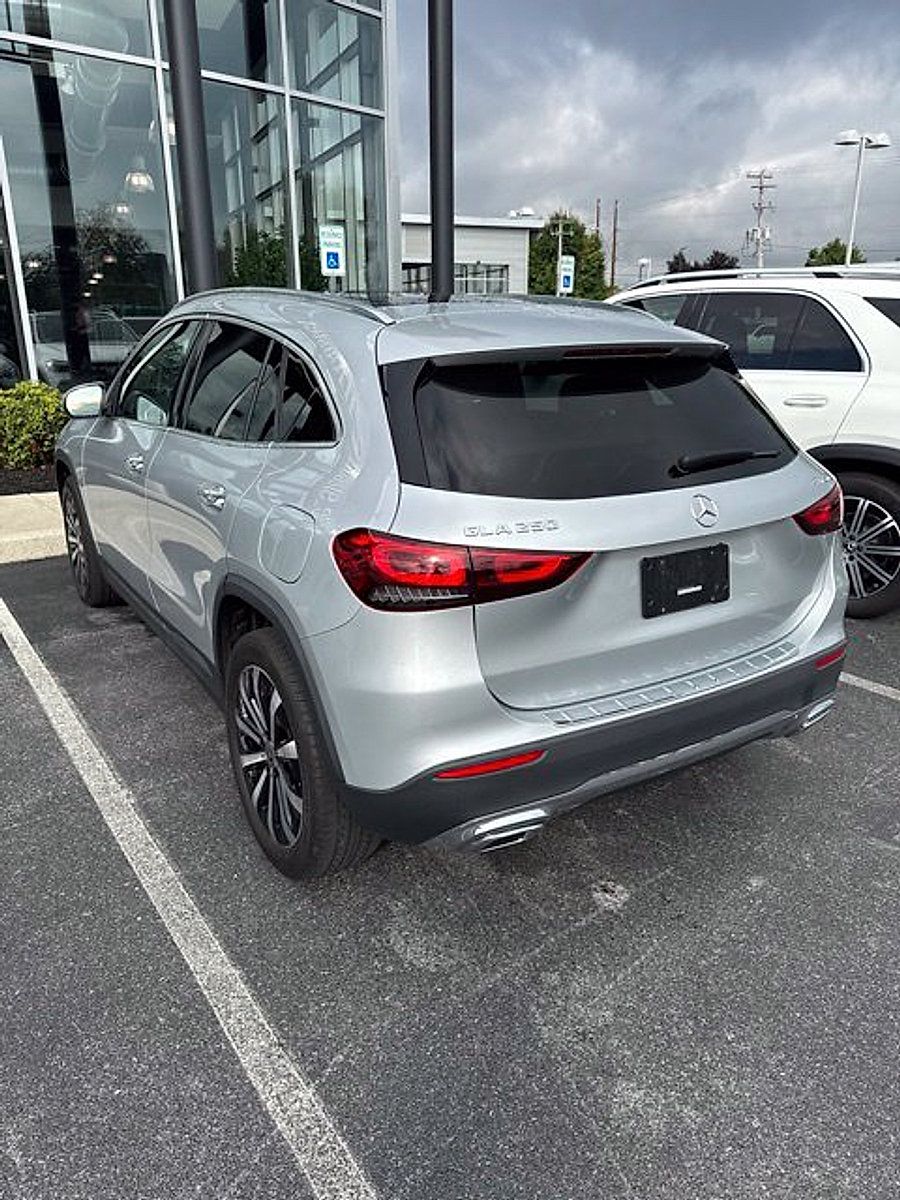 Used 2023 Mercedes-Benz GLA 250 4MATIC image 6
