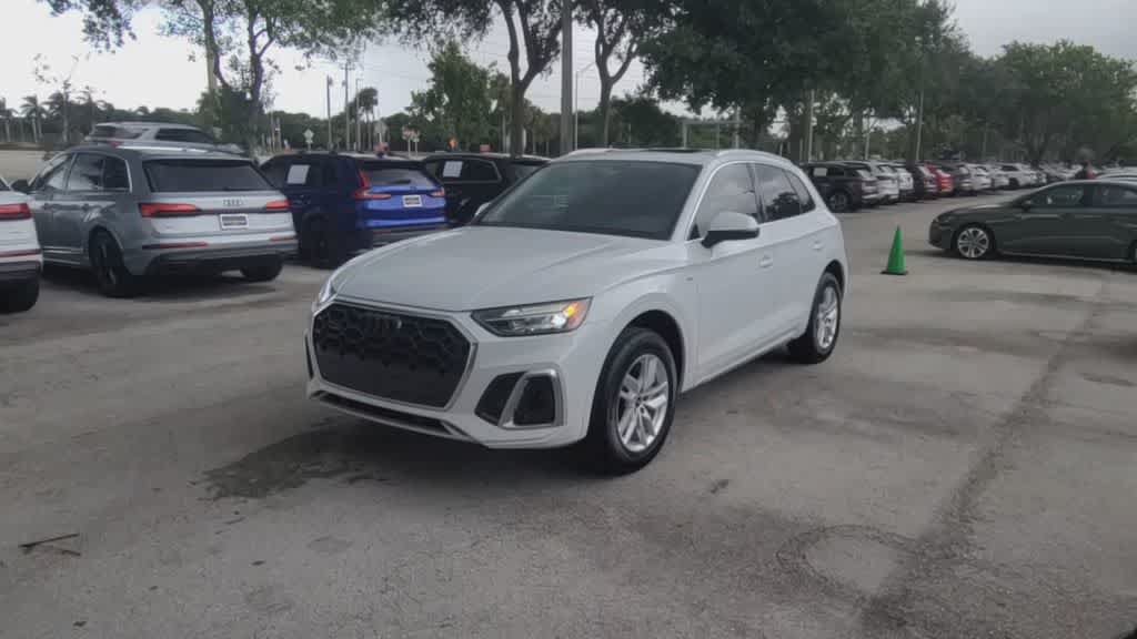 Certified 2023 Audi Q5 2.0T Premium w/ Convenience Package AWD/4WD image 5