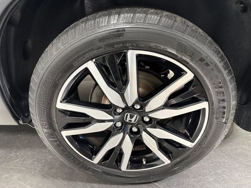 Used 2019 Honda Pilot Elite image 12