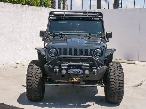 Used 2016 Jeep Wrangler Unlimited Sahara w/ Dual Top Group AWD/4WD image 2