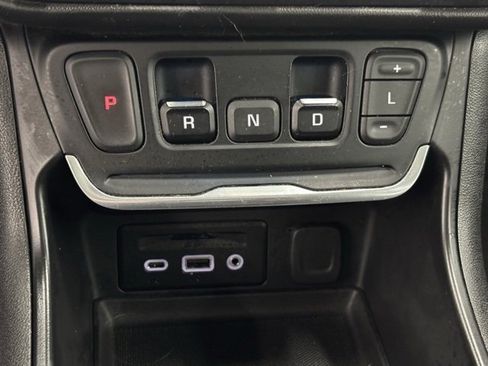 Used 2020 GMC Terrain SLT w/ Preferred Package image 26