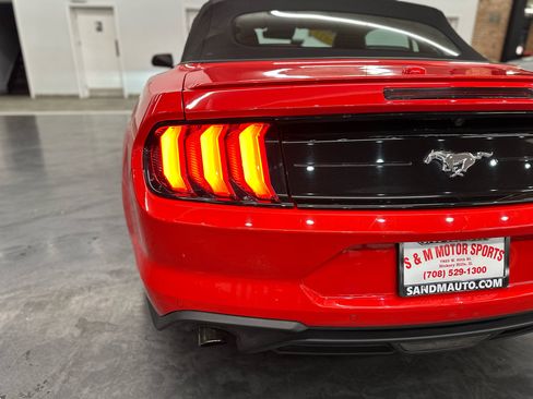 Used 2023 Ford Mustang Premium image 11