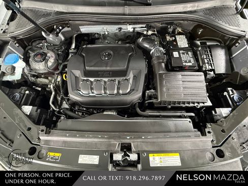 Used 2022 Volkswagen Tiguan SE w/ Panoramic Sunroof Package FWD image 54