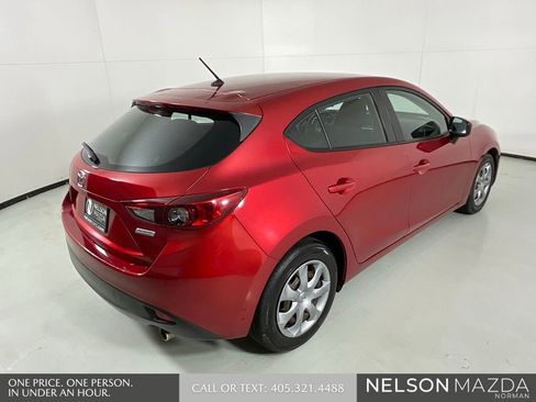 Used 2016 MAZDA MAZDA3 i Sport image 7