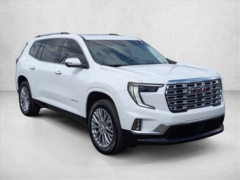 Used 2026 GMC Acadia Denali w/ Super Cruise Package FWD image 3