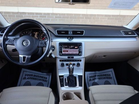 Used 2013 Volkswagen CC R-Line image 27