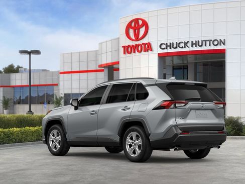 New 2025 Toyota RAV4 XLE image 39