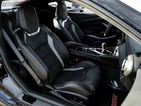 Used 2024 Chevrolet Camaro SS image 35