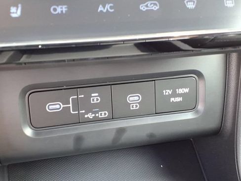 New 2026 Hyundai Tucson Limited FWD image 13