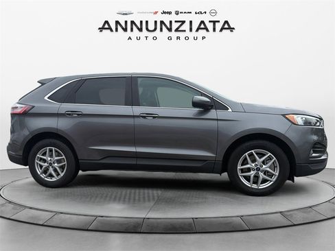 Used 2022 Ford Edge SEL image 6