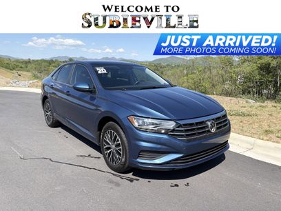 Used 2020 Volkswagen Jetta SE w/ SE Cold Weather Package